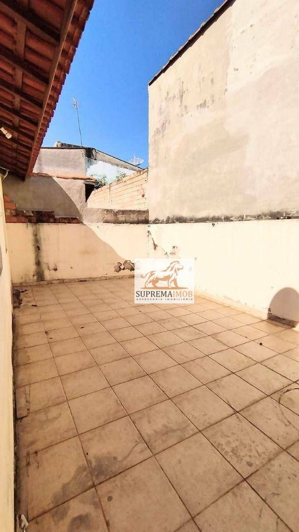 Casa à venda com 2 quartos, 104m² - Foto 14