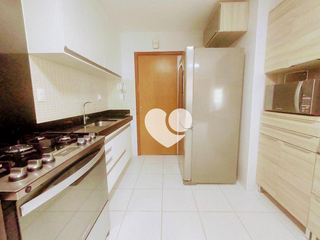 Apartamento à venda com 3 quartos, 135m² - Foto 34