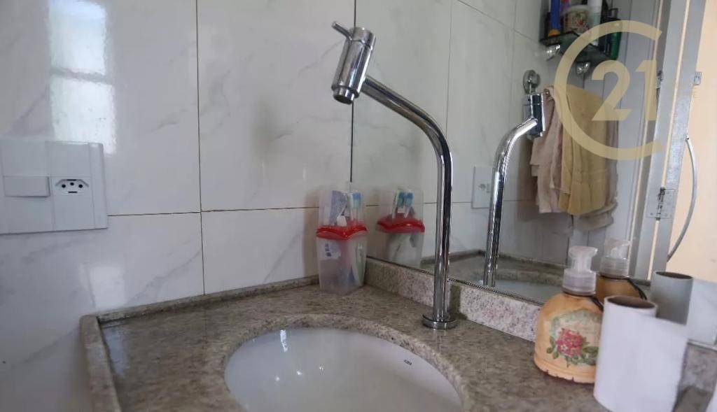 Apartamento à venda com 2 quartos, 50m² - Foto 12