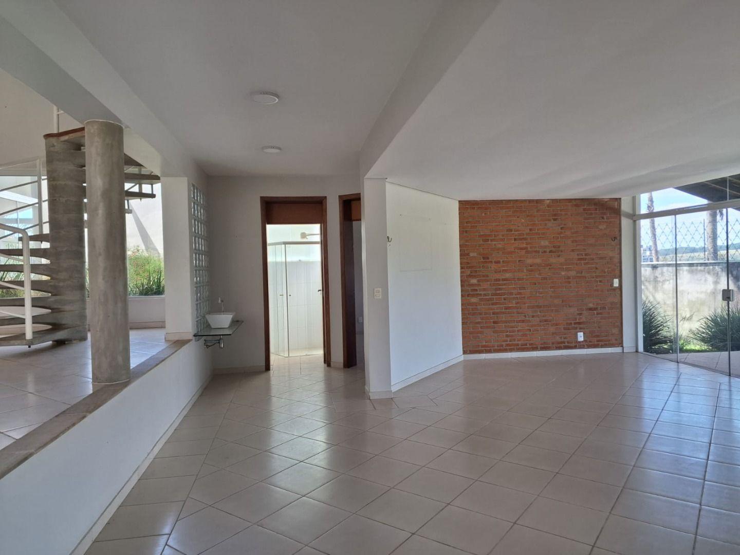 Casa de Condomínio à venda com 5 quartos, 431m² - Foto 2