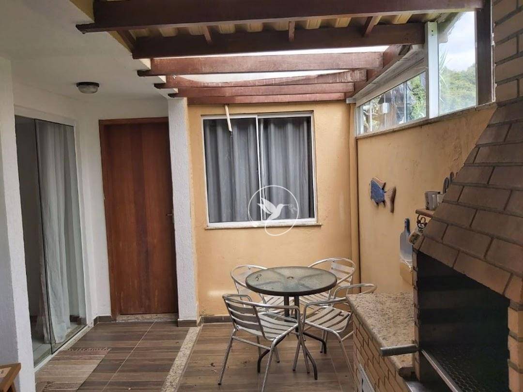 Casa de Condomínio à venda com 4 quartos, 150m² - Foto 44