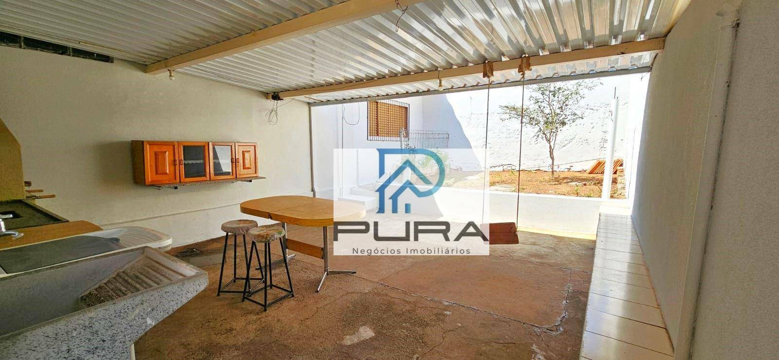 Casa para alugar com 2 quartos, 104m² - Foto 10