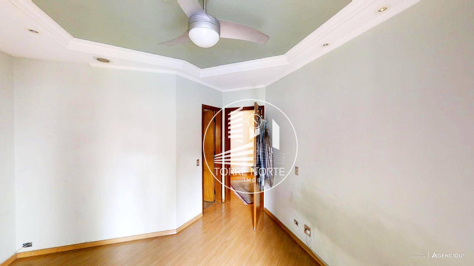 Apartamento à venda com 4 quartos, 217m² - Foto 17