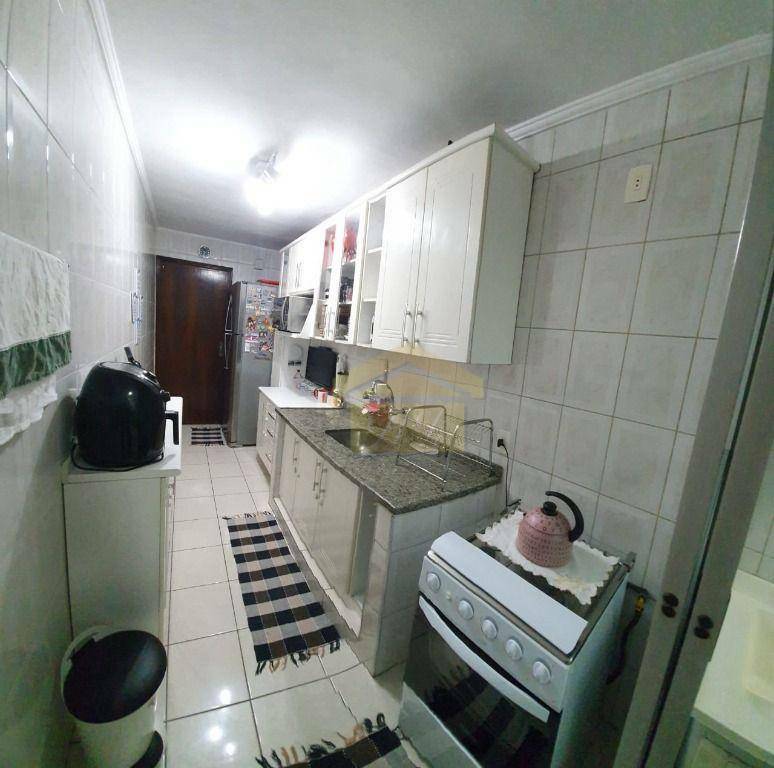 Apartamento à venda com 3 quartos, 73m² - Foto 13