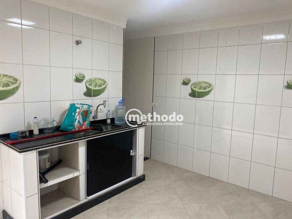 Casa à venda com 3 quartos, 209m² - Foto 11