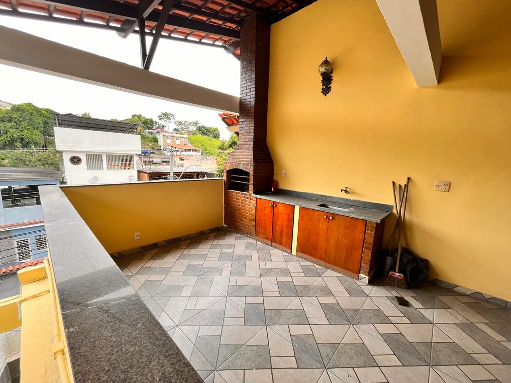 Casa de Condomínio à venda com 3 quartos, 225m² - Foto 40