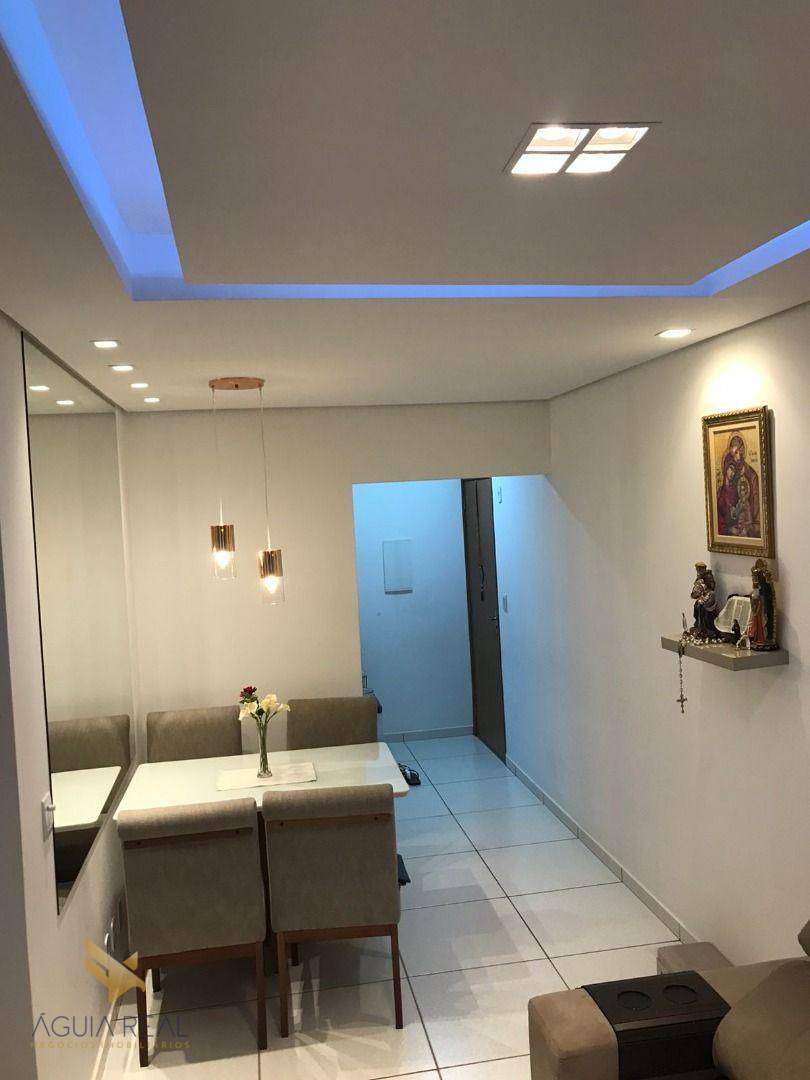 Apartamento à venda com 2 quartos, 54m² - Foto 2