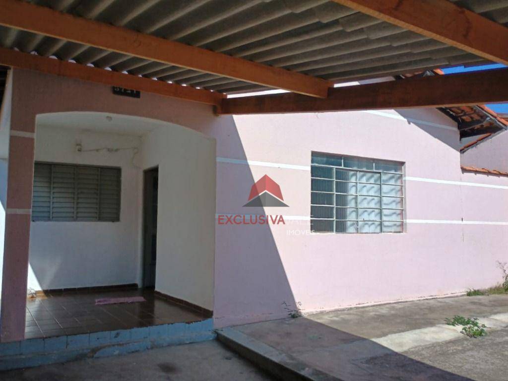 Casa à venda com 3 quartos, 77m² - Foto 2