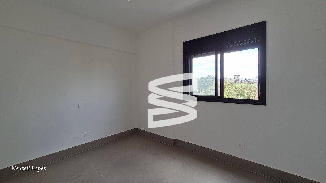 Apartamento à venda com 3 quartos, 109m² - Foto 13