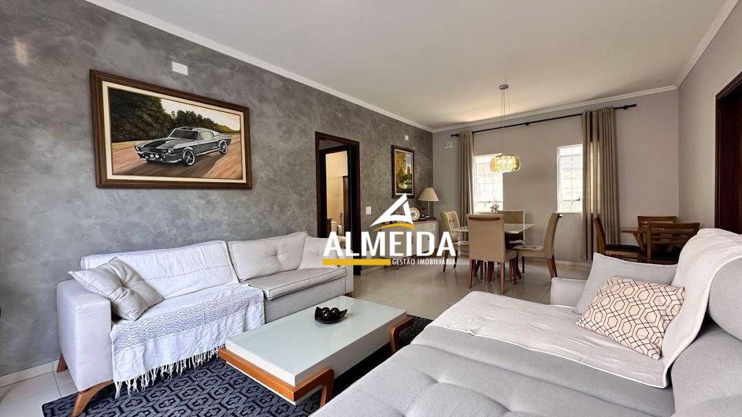 Casa, 3 quartos, 111 m² - Foto 1