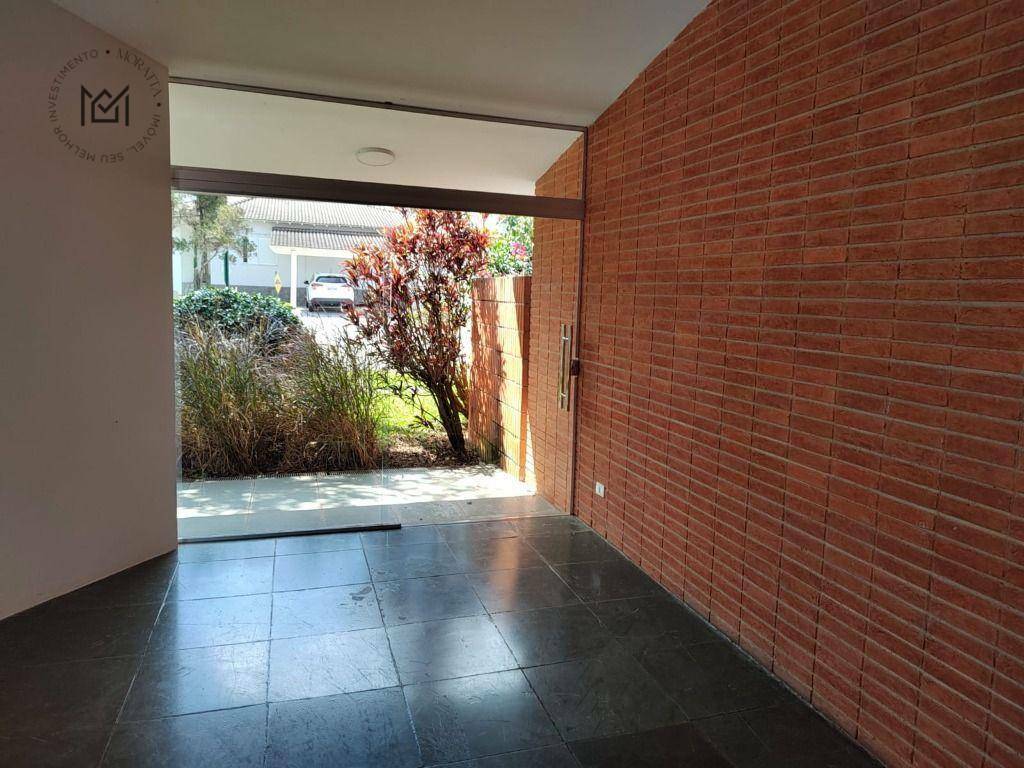 Casa de Condomínio para alugar com 3 quartos, 302m² - Foto 3