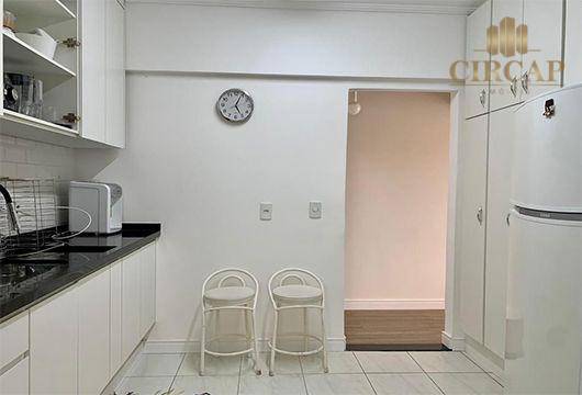 Apartamento à venda com 3 quartos, 93m² - Foto 11