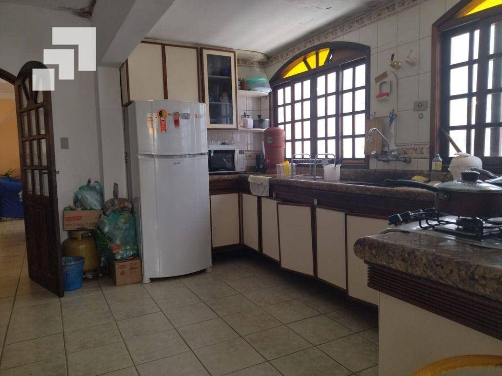 Sobrado à venda com 3 quartos, 270m² - Foto 13