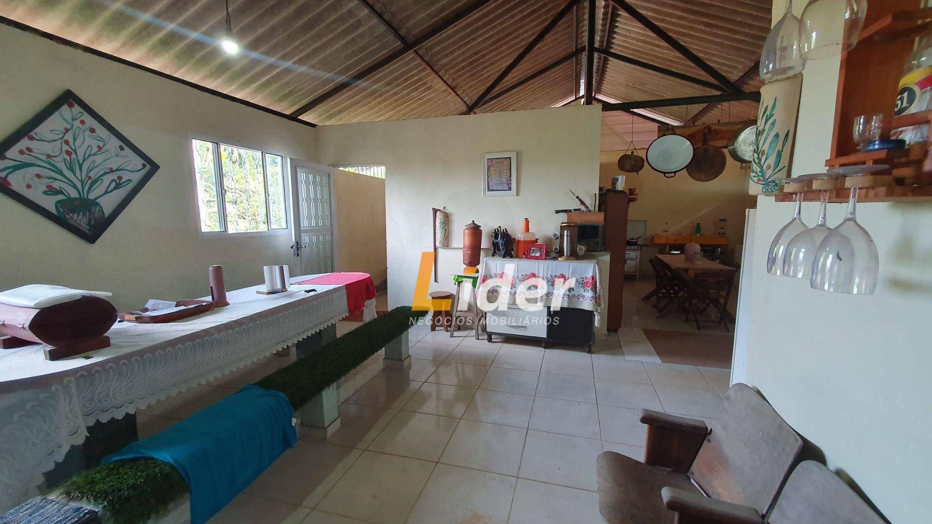 Casa à venda com 2 quartos, 145m² - Foto 13