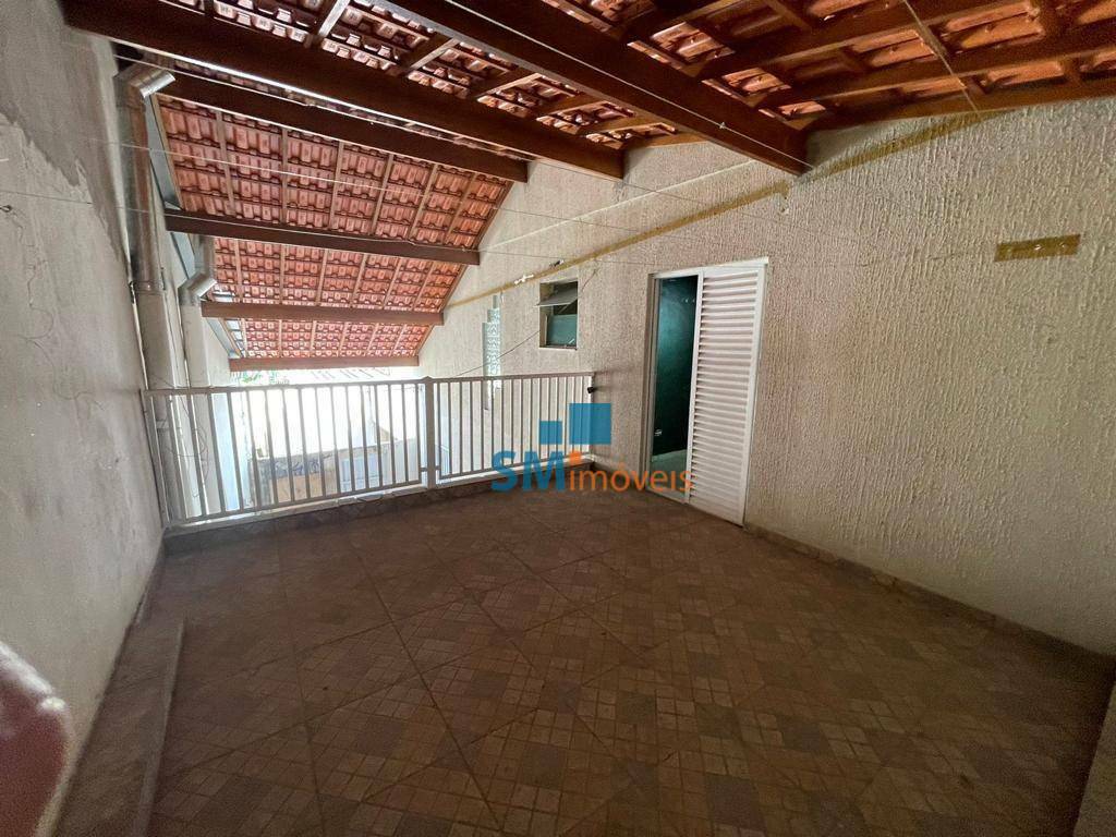 Sobrado à venda com 4 quartos, 200m² - Foto 24