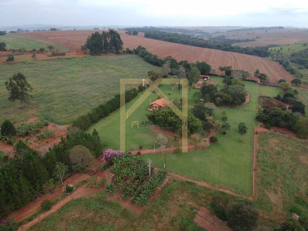 Fazenda à venda com 3 quartos, 210m² - Foto 3