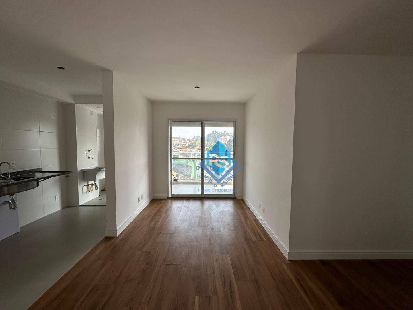 Apartamento à venda com 2 quartos, 57m² - Foto 2