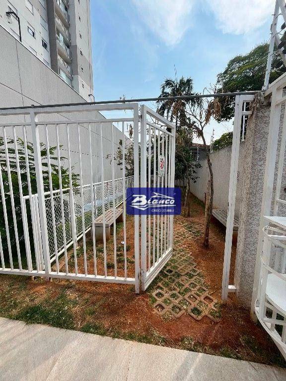 Apartamento para alugar com 2 quartos, 56m² - Foto 42