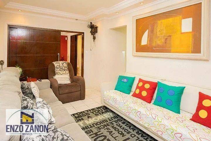 Casa à venda e aluguel com 3 quartos, 210m² - Foto 3