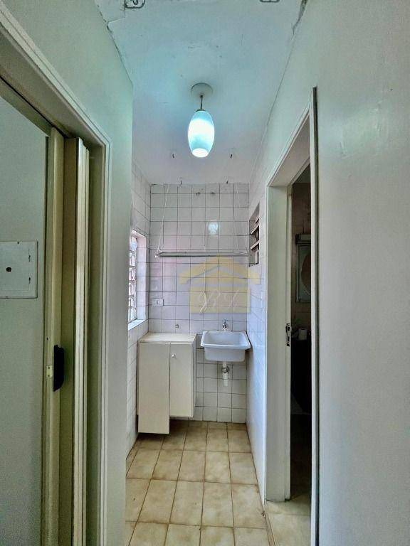 Sobrado para alugar com 3 quartos, 200m² - Foto 13