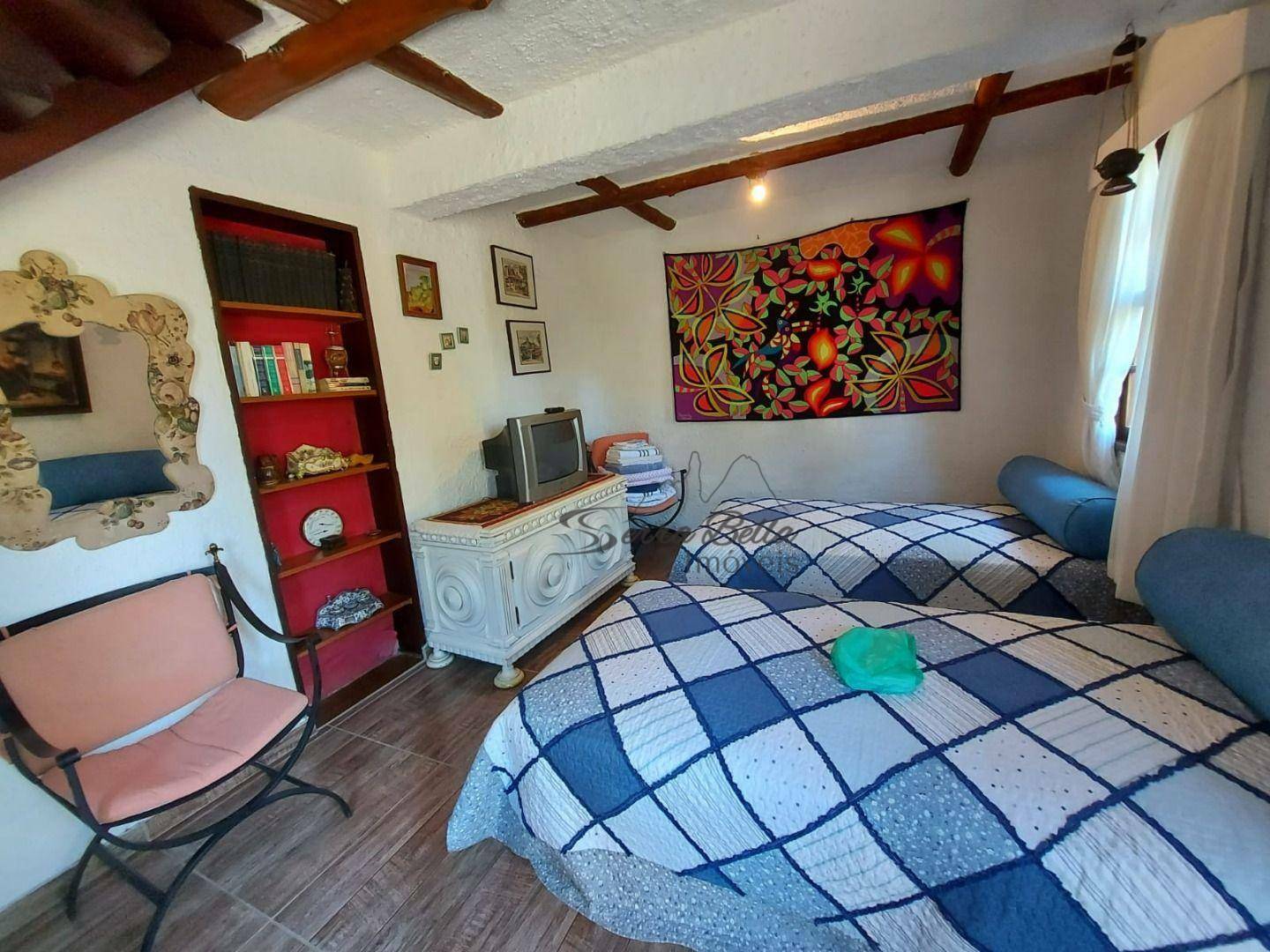 Casa à venda com 5 quartos, 114m² - Foto 30