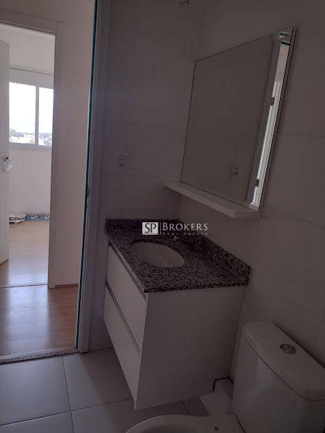 Apartamento para alugar com 3 quartos, 70m² - Foto 13