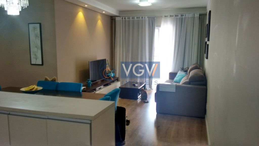 Apartamento à venda com 3 quartos, 94m² - Foto 2