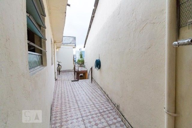 Casa à venda com 4 quartos, 90m² - Foto 14