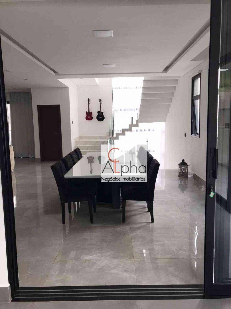 Sobrado à venda com 3 quartos, 355m² - Foto 4