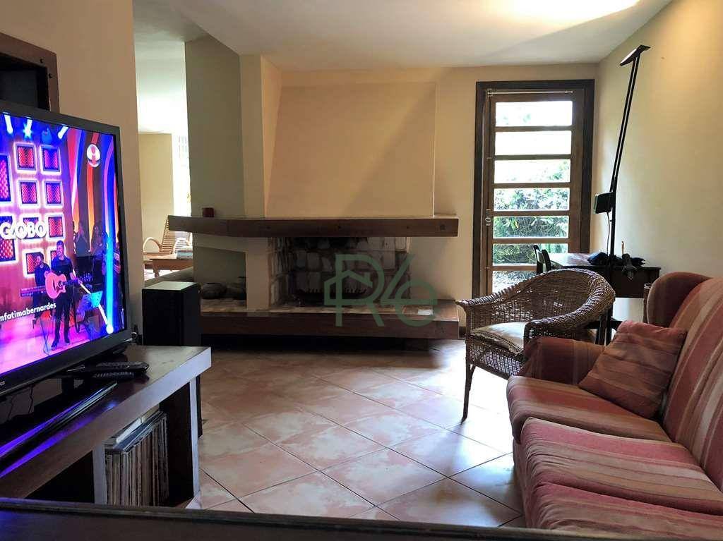 Casa à venda com 3 quartos, 482m² - Foto 9