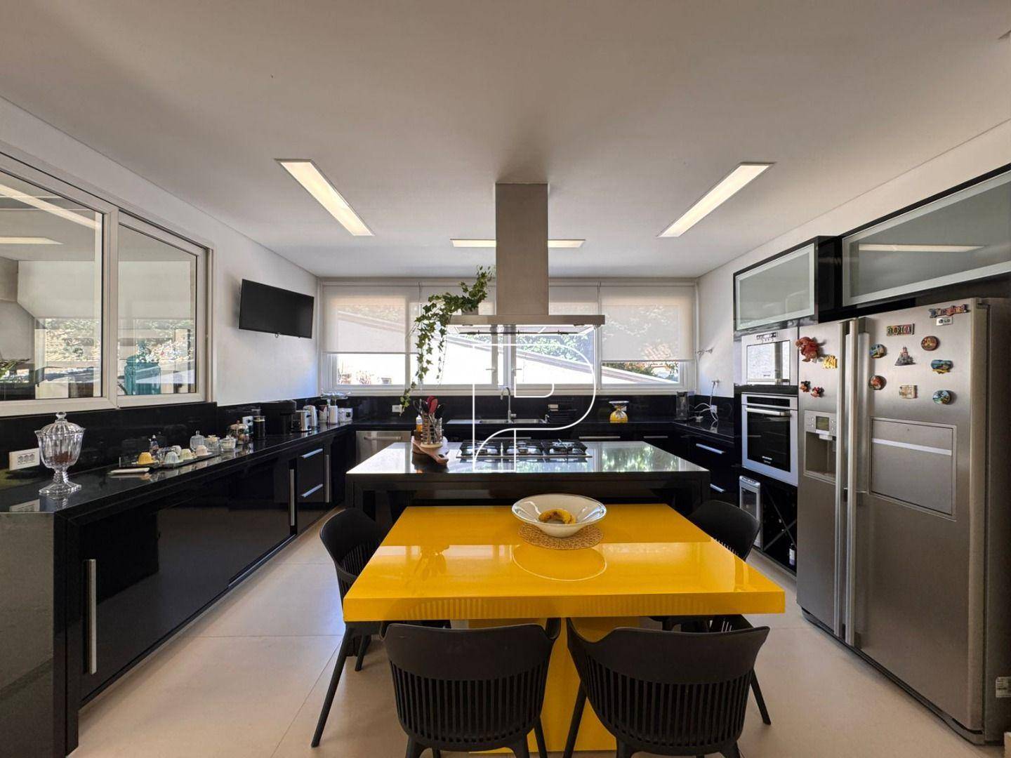 Casa de Condomínio, 4 quartos - Foto 1