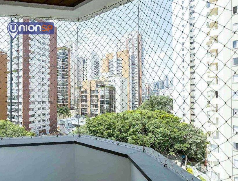 Apartamento à venda com 4 quartos, 150m² - Foto 3