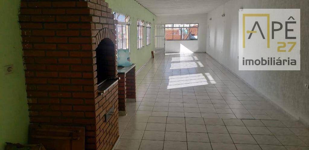 Casa à venda com 3 quartos, 332m² - Foto 15