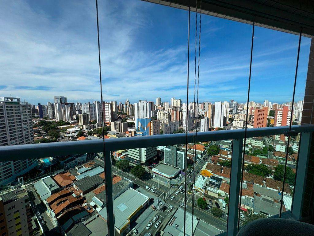 Apartamento à venda com 3 quartos, 121m² - Foto 8