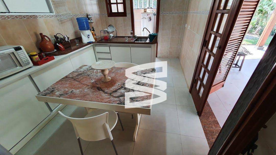 Casa à venda com 5 quartos, 300m² - Foto 12