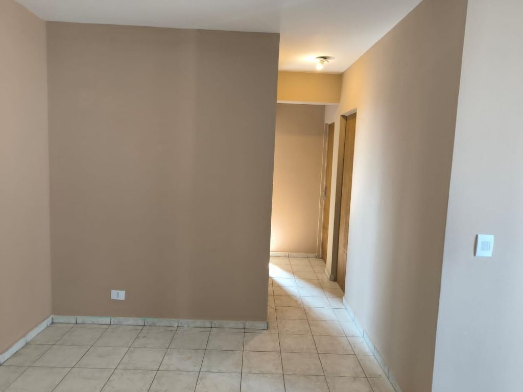 Apartamento à venda com 3 quartos, 64m² - Foto 12