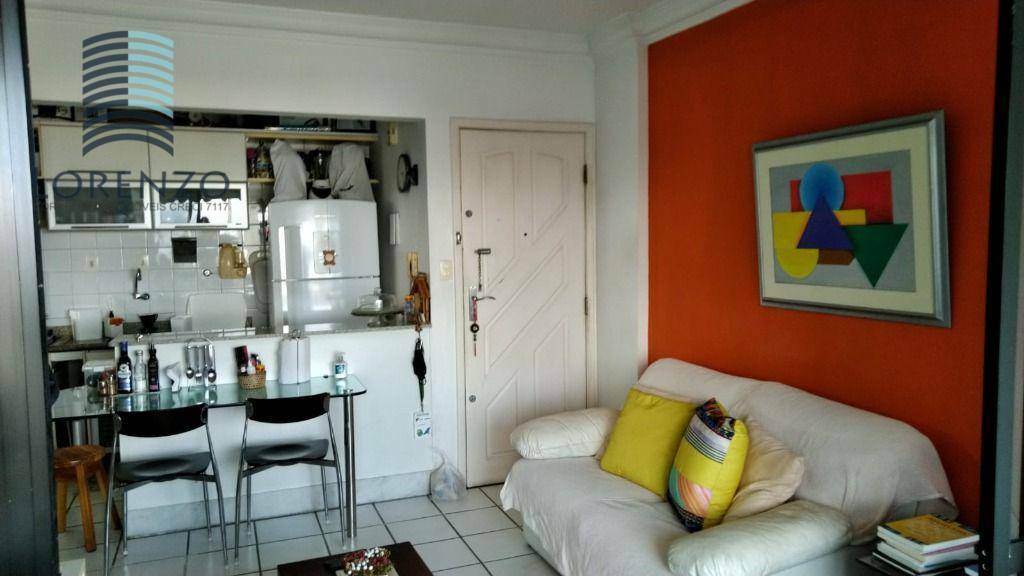 Apartamento à venda com 1 quarto, 50m² - Foto 8