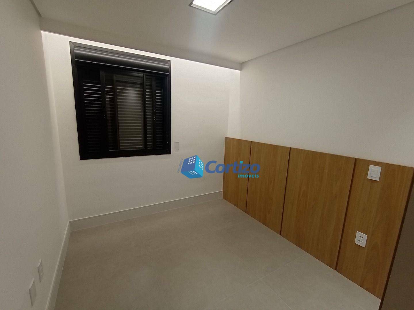 Apartamento para alugar com 3 quartos, 98m² - Foto 21