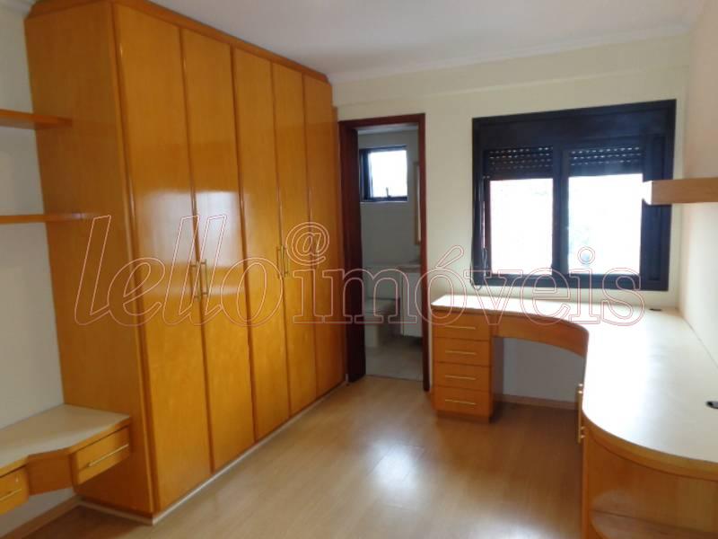 Apartamento para alugar com 4 quartos, 200m² - Foto 14