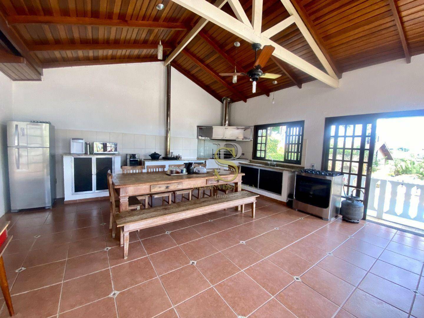 Chácara à venda com 4 quartos, 384m² - Foto 14