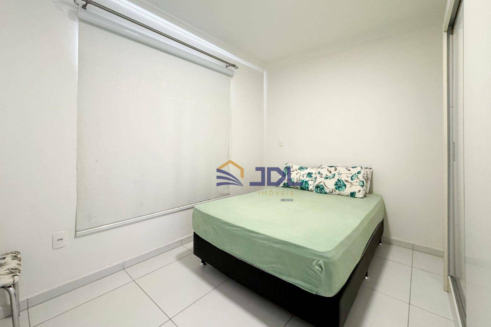 Apartamento à venda com 2 quartos, 65m² - Foto 5