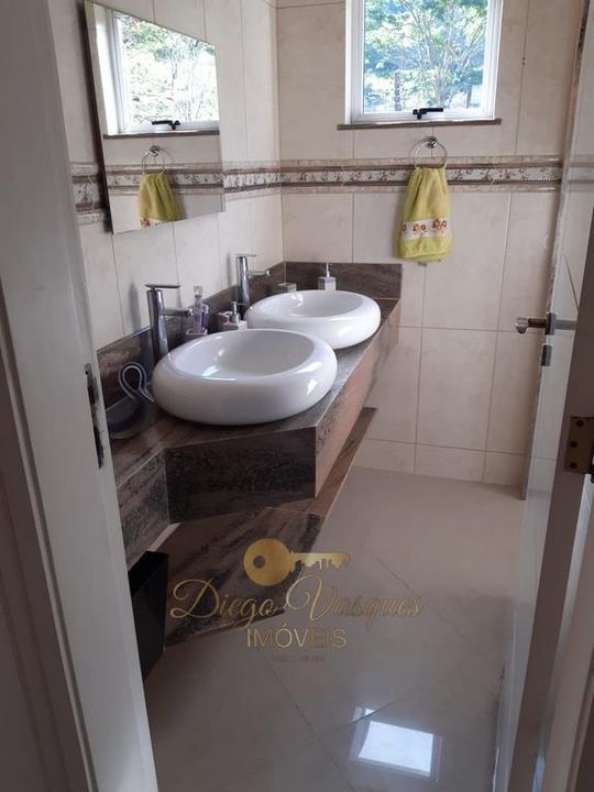 Casa à venda com 10 quartos, 1570m² - Foto 18