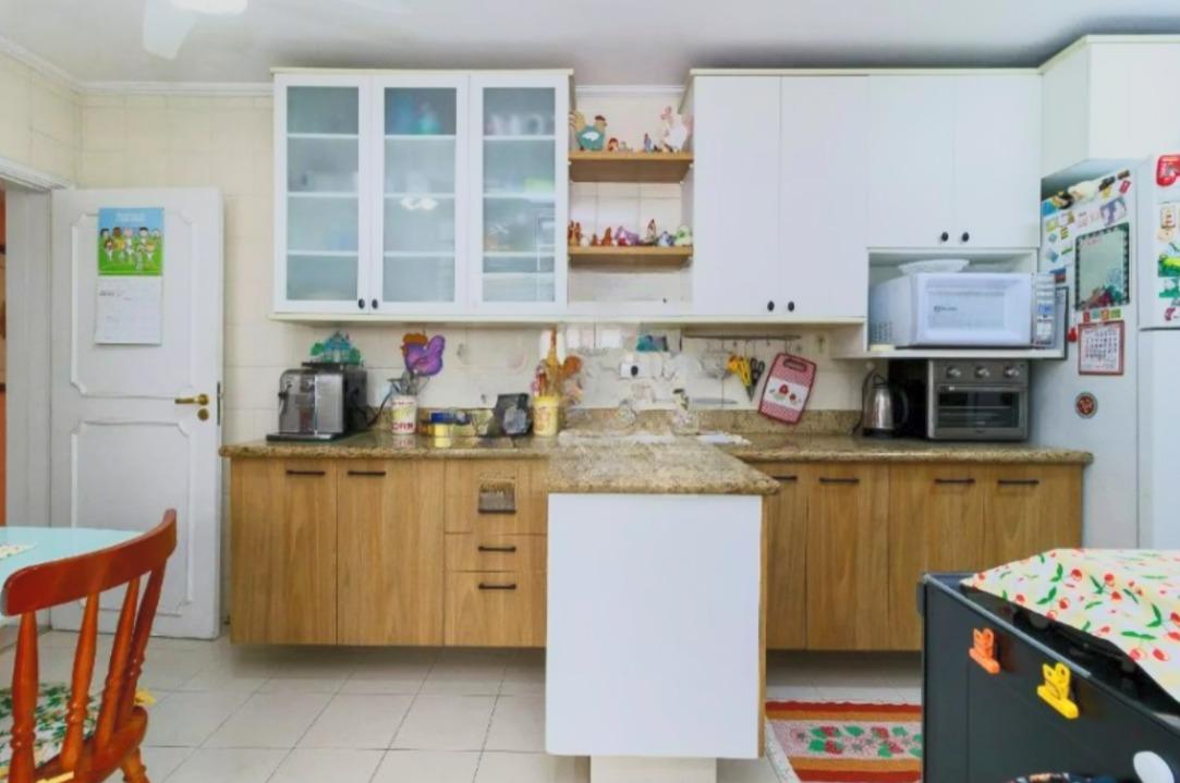 Apartamento à venda com 4 quartos, 180m² - Foto 8