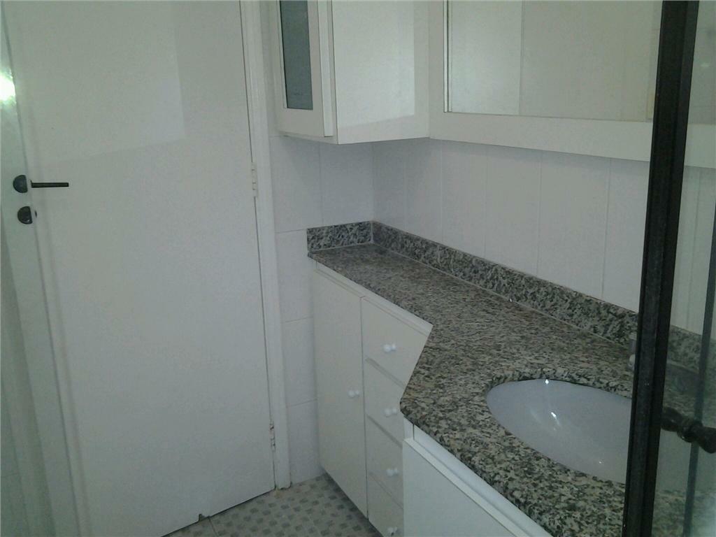 Apartamento à venda com 3 quartos, 185m² - Foto 29