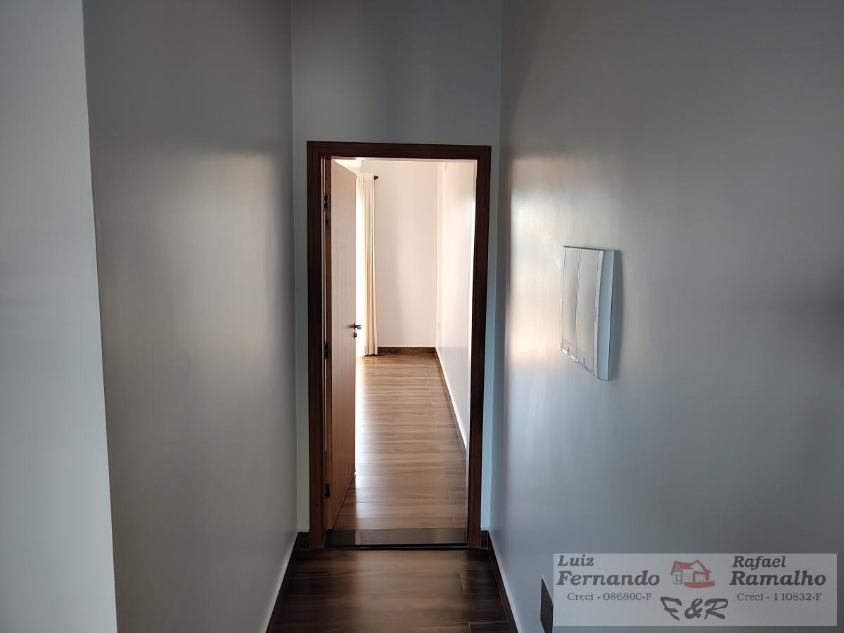 Casa à venda com 4 quartos, 1000m² - Foto 13