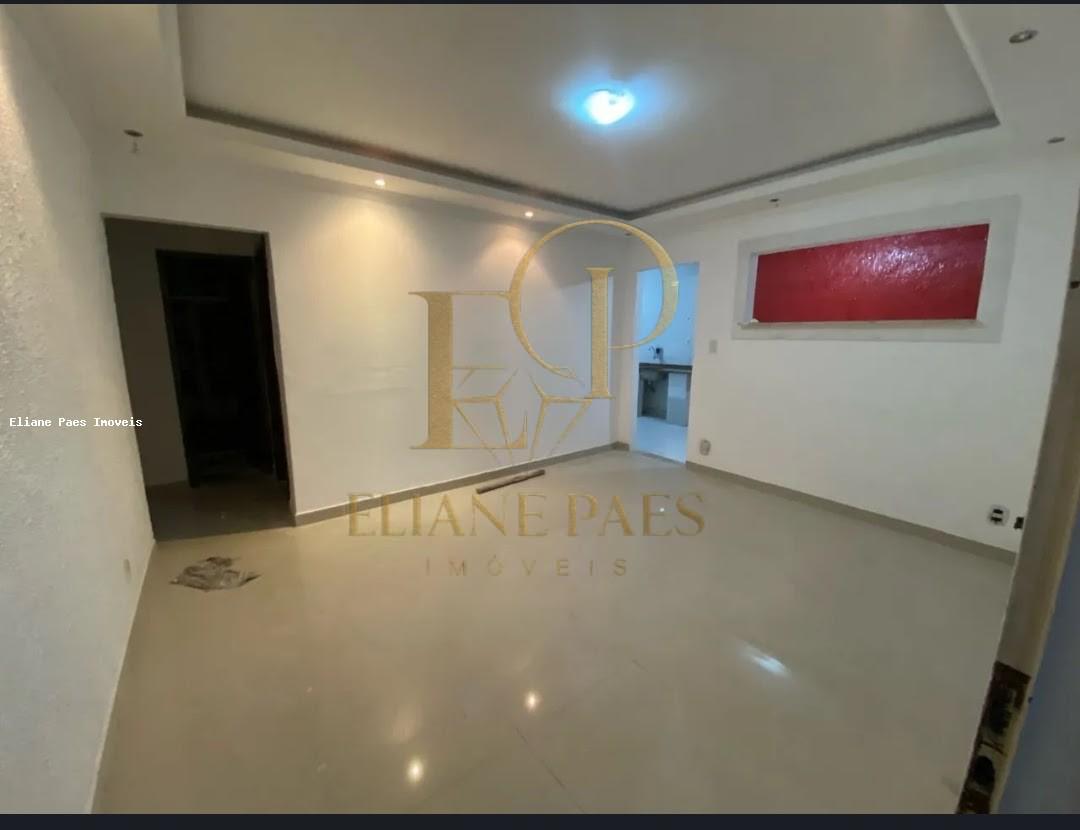 Casa à venda com 3 quartos, 200m² - Foto 17
