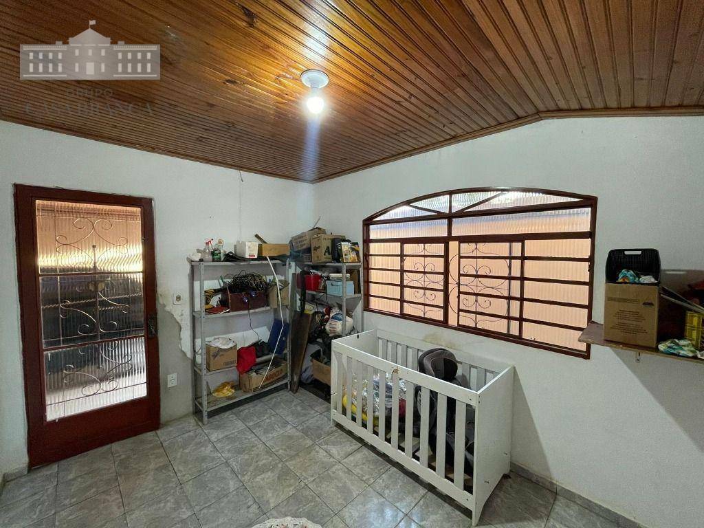 Casa à venda com 3 quartos, 132m² - Foto 13