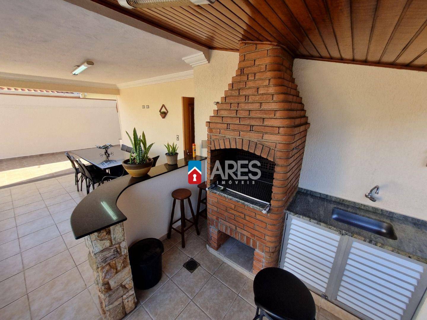 Casa à venda com 4 quartos, 364m² - Foto 19