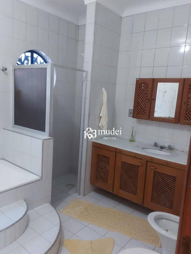 Casa à venda com 4 quartos, 180m² - Foto 13