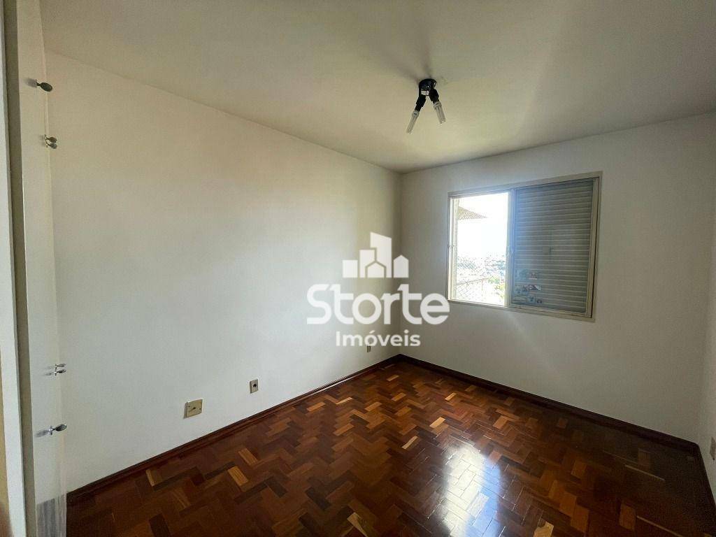 Apartamento à venda com 4 quartos, 186m² - Foto 6